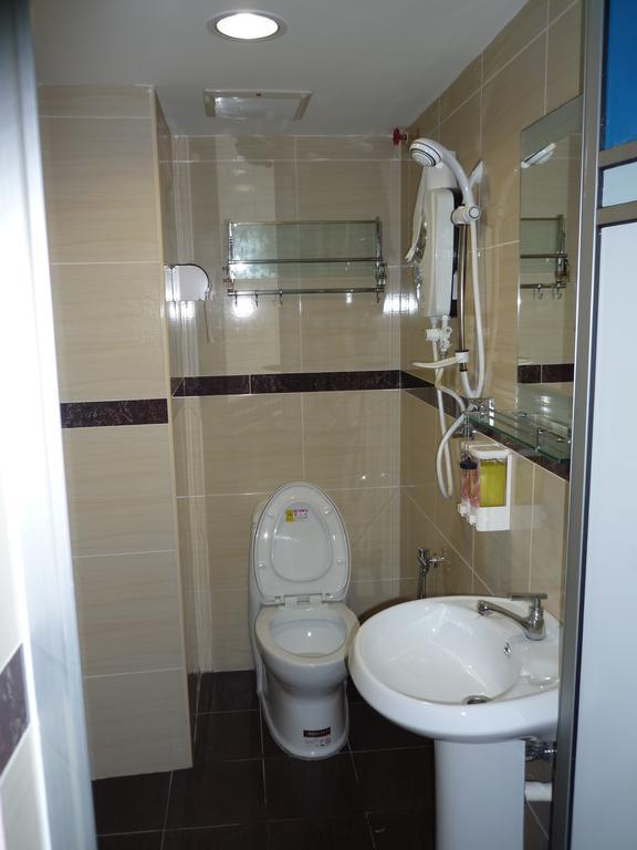 Winsons Business Inn Bukit Mertajam Exterior foto